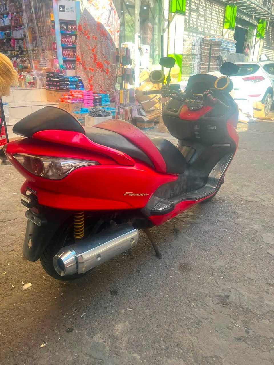 فورزا 09 كرستال ..فول مواصفات .گير 7 نمر .وسبورت شغالات وحسب الاصول ..تايرات جدد دراجه كفاله كفاله ..شغاله على اخر حبايه اي نقص ماكو شرط تجي وتشوف ..لايتات زنون عالي ..MB3 شغال وعالي . السعر ((مليون ))وبيها مجال  مكاني البصرة كرمه علي ***********
