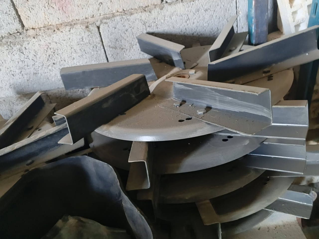 تم وصول كافه انواع الادوات الحتياطيه الزراعيه  العزيزيه معرض الشمري ***********
