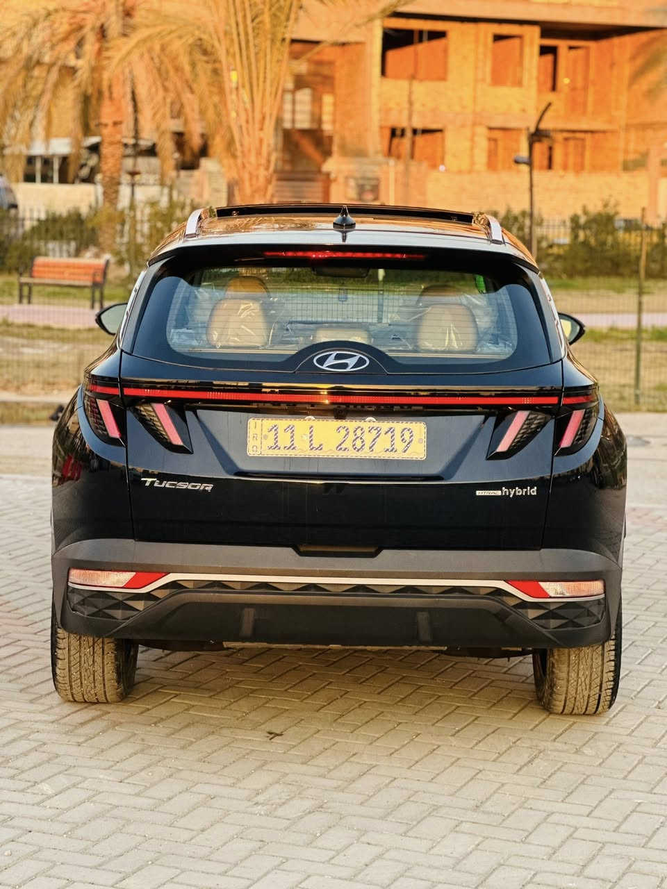 السلام عليكم توسان مديل 2022 هيبردوارد امريكي حادث السيارة بارد بل جاملغ فقط ولباقي كفالة وصور لحادث مرفقة بل منشور لون لسيارة ازرق موصفات لسيارة فول بصمة بنورامة جلد كشن كهرباء داخل 
ابيض لد امامي وخلفي جنطة كهرباء كشن حار بارد 
ويل دعاية لسيارة تمشي بل ريمونت سعر لسيارة 172$ وبيهة مجال مكان لسيارة بغداد البلديات 
وهاذ رقمي ***********
