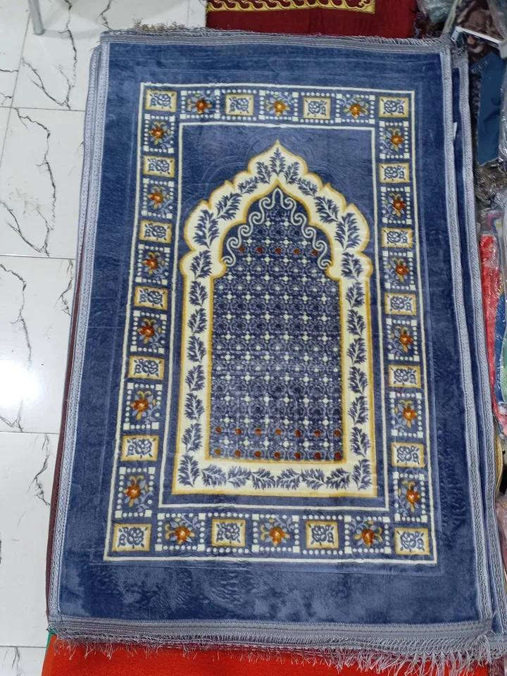 ❤️🔥😍سجادة صلاة حرير حجم كبير جداََ 125* 80 🔥❤️😍
🔥🌹أكثر من لون وأكثر من شكل 🌹🔥
🔥وبسعر : الفين ونص بس 🔥🔥🔥🔥🔥
العنوان : سماوة، حي العمال، مقابل حسينية ام البنين (ع) ✅ مجمع سيد الأسعار للمفروشات والستائر ❤️
ملاحظة : يوجد توصيل جميع المحافظات ✅
للطلب : *********** واتساب

  او: ***********
