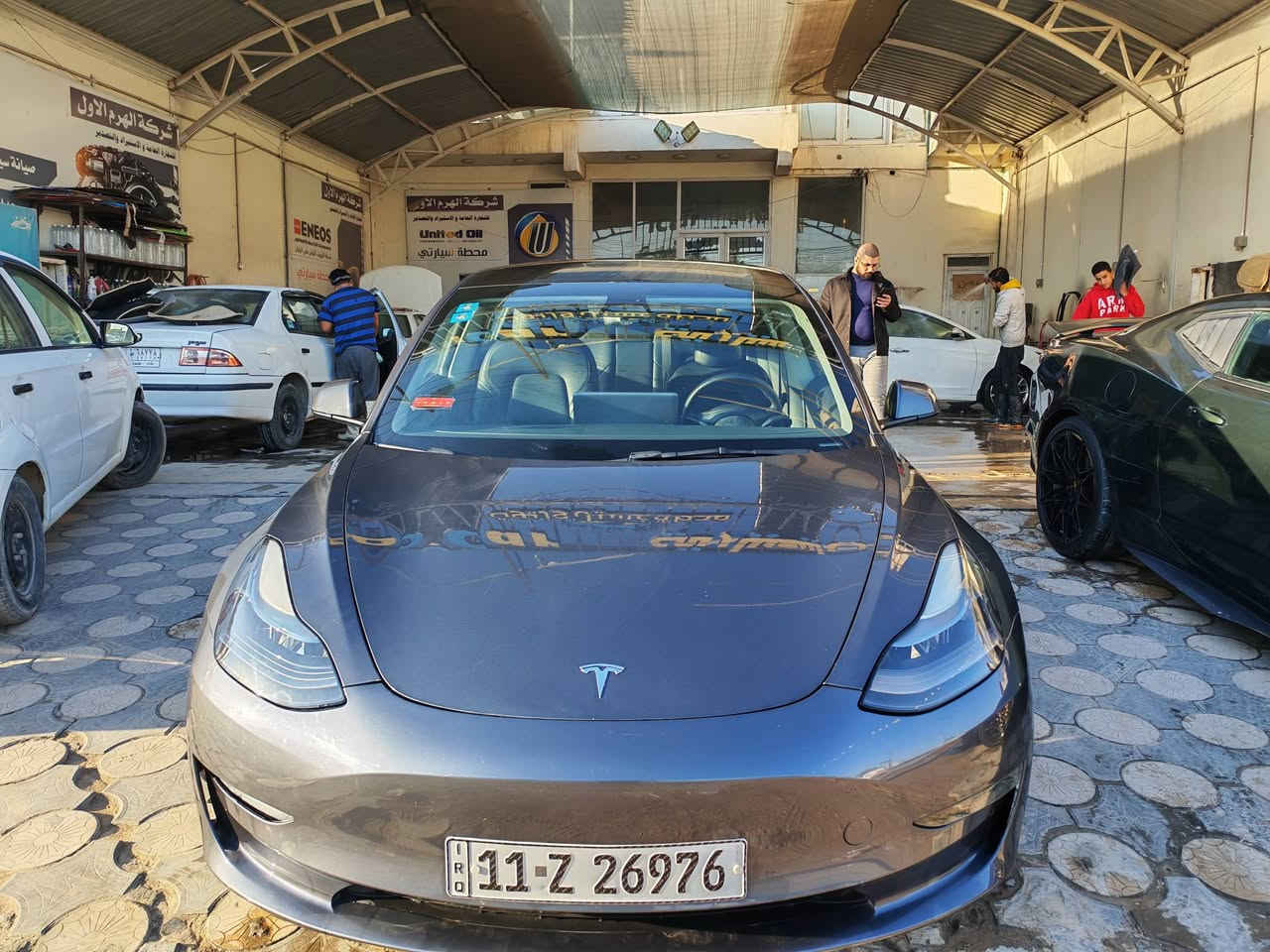 تسلا مودل ثري 
2023
ماشية 26 ميل
بيها صبغ جنطة وجاملغ خلفي بدون أي دواخل أو شواصي 
ونبيد بارد فقط
سيارة أوف لاين
سعرها 155 وفيها مجال
مكان السيارة النجف الأشرف حي الحسين 
***********

رقم شاصي
5YJ3E1EA4PF419440
