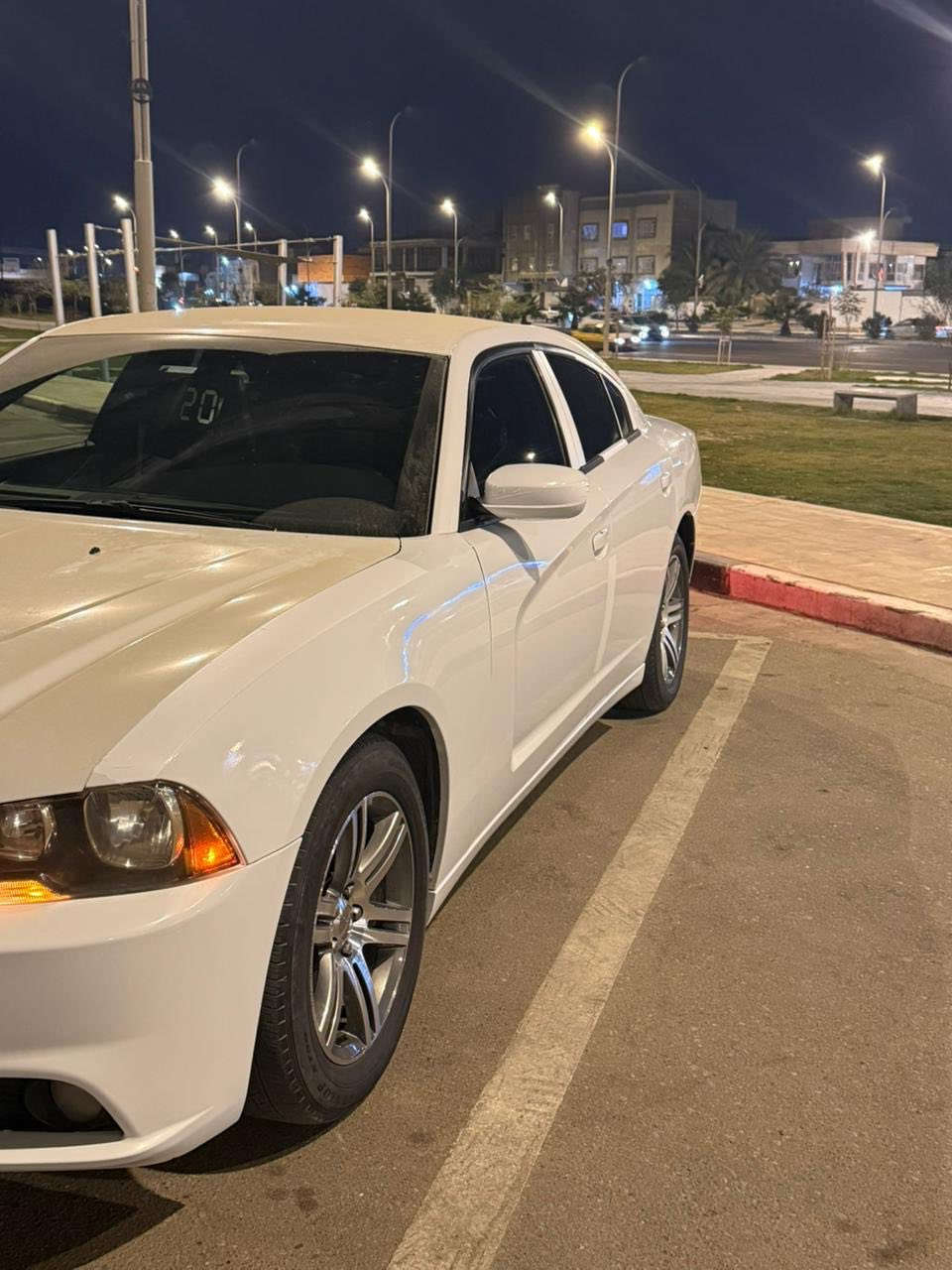 السلام عليكم جارجر ١٤ كفاله خليجي ادوات ادوات مكفوله من القگصه والظربه فقط جاملغ امامي صفحه العبري حادثه بلعراق السياره حاويه جاهزه كير مكينه ٣٦٠٠ تبريد حداده جديده حيل دواخل عسلي عنوان السياره البصره ***********
