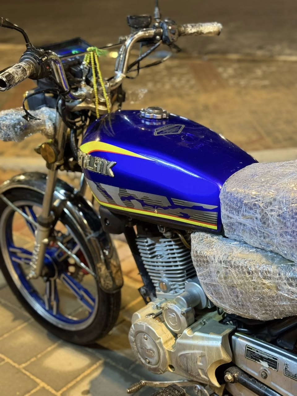 سلام عليكم سونك مديل 24 مكفوله كفاله عامه جيب فيتر تعال دراجه استخدام شخصي حتئ ما اطلع شاشه اكترونيه بصمه تشعيل عن بعد مكاني بغداد مدينه الصدر السعر 650 وبيه مجال اتصل رقم الهاتف***********
