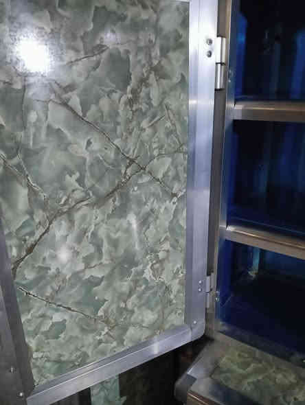 كاونتر مترين وسنك متر ونص مستعمل قليل كلش بعدة بجيس كلش زيرو ***********
