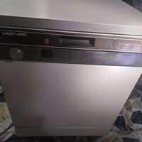 غساله تشتغل سمنس نظام ٣ سعر ٢٠٠ مكان بغداد هاتف ٠٧٧١٨٥١٦٠٤٦