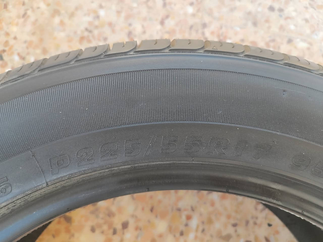 موجود قومة كورية درجة أولى صفار بالخطوط مش نازلة رقم 17/55/225 هاتف 0912888118


**إذا كنت صاحب هذا الإعلان وتريد حذفه لأي سبب، رجاءا أرسل رسالة إلى الدعم الفني**