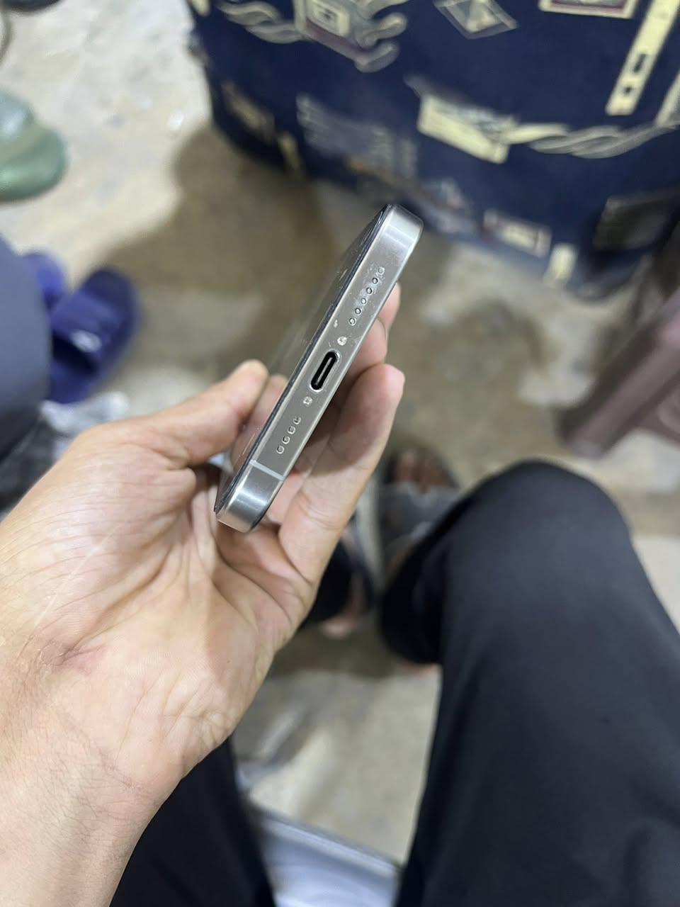 آيفون 15 ابرو ماكس 256 باتري ٨٩ اصلي بس شاشه مبدل وسط لا يعلك ولا شي تعال شوف وافحص جهاز شخط مابي كيبل اصلي وكارتون اصلي شرق أوسط بصمه شغال كامل اي عطل مابي تعال فحص مكان ديالى منصوريه الجبل 
***********
سعر 725 وبي مجال
