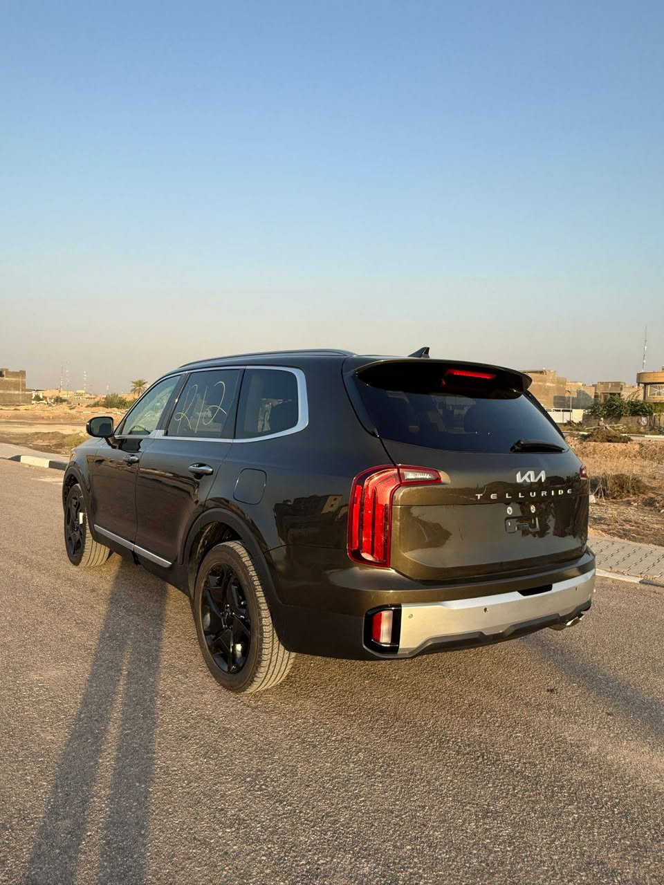 سلام عليكم
النوع : كيا تليورايد ٢٠٢٤ سكاي لاين 
وراد امريكي 
الضرر :
١-دعاميات فقط صبغ  
٢-بارد باب الجنطه الخلفي و بارد بسيط الجاملغ الامامي الايمن
اللون : بني 
فول مواصفات : 
١- رادار وحساس امامي 
٢- رادار وحساس خلفي
٣-كشنات جلد ملكي منفصل vip
٤-كشنات مجهزه بمنافذ شحن تايب سي
٥-شاحن لاسلكي 
٦-تدفئه كشنات 
٧-تحكم ستيرين 
٨-شاشه كبير 
٩-بصمه تشغيل عن بعد 
١٠-فتحته سقف 
١١-انظمه قياده متكامله 
العنون📍 : البصره -قضاء المدينه 
السعر : ٢٨٥ $
***********
***********
