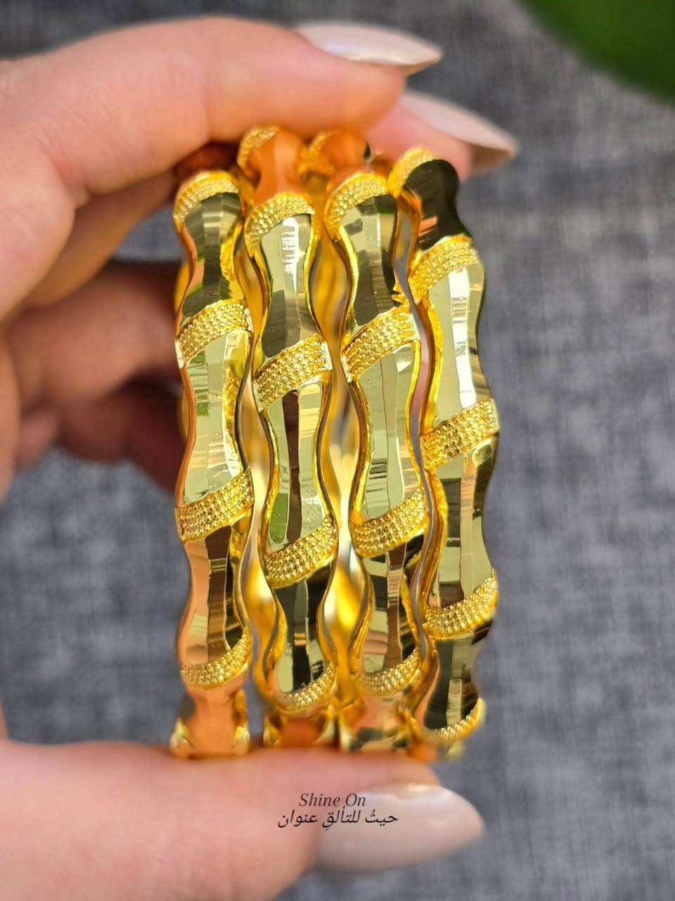 سيت اساور برازيلي 😍✨️
شبيه الذهب
وبأعلى كواليتي ضمان طلاء ثابت 
السيت مكون من ٤ قطع
سعر السيت : ٢٣ الف 
متوفر في 
Shine On 🔮 حيثُ للتألقِ عنوان 

 🌸 بوتيك شاين اون للاكسسوارات والعطور النسائية والرجالية 

اكسسوارات "نسائية ، رجالية " _ عطور _ ميك اب  _ حقائب - هدايا
المتجر مفتوح على مدار ٢٤ ساعة 

خدمة حجز الطلبات متوفرة طول اليوم وعلى مدار 24 ساعة

يتوفر خدمة تغليف الهدايا واختيار الهدية حسب الطلب ❤🌹🌺 

💥للحجز والاستفسار مراسلة الصفحة 📥
او الاتصال واتس اب
***********
—————————————-
💥توصيل لكافة انحاء العراق 🏎
داخل خانقين 2000 دينار
داخل ديالى 3000 دينار 
المحافظات 5000 دينار
Khanaqin , Diyala , Iraq 📍
.
.
.
.
#اكسبلور #reels #محل #خانقين #shine_on  حيثُ_للتألقِ_عنوان بوتيك_شاين_اون  مستلزمات_نسائية كوزمتك عطور ملابس اكسسوارات حقائب ترند العراق خانقين بوتيك هدايا
