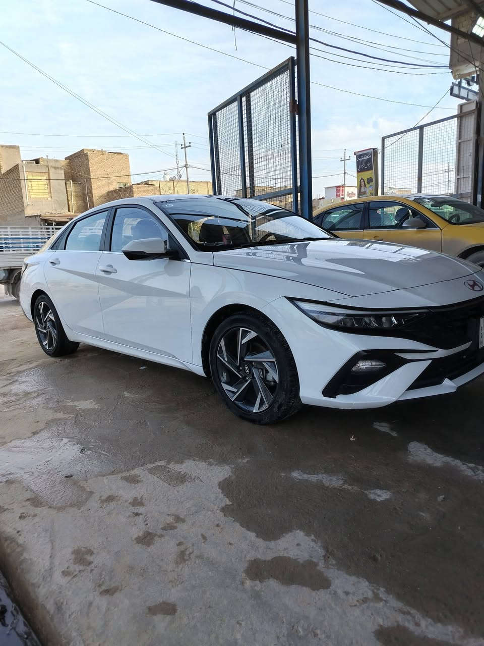 النترا وارد صيني للبيع مديل 24، ماشية 21 الف كم،   رقم أربيل ، مكفولة  السعر 145$.
*********** اتصال أو واتساب
