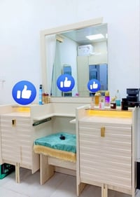 غرفة نوم • ٩ قطع • مستعملة سنة