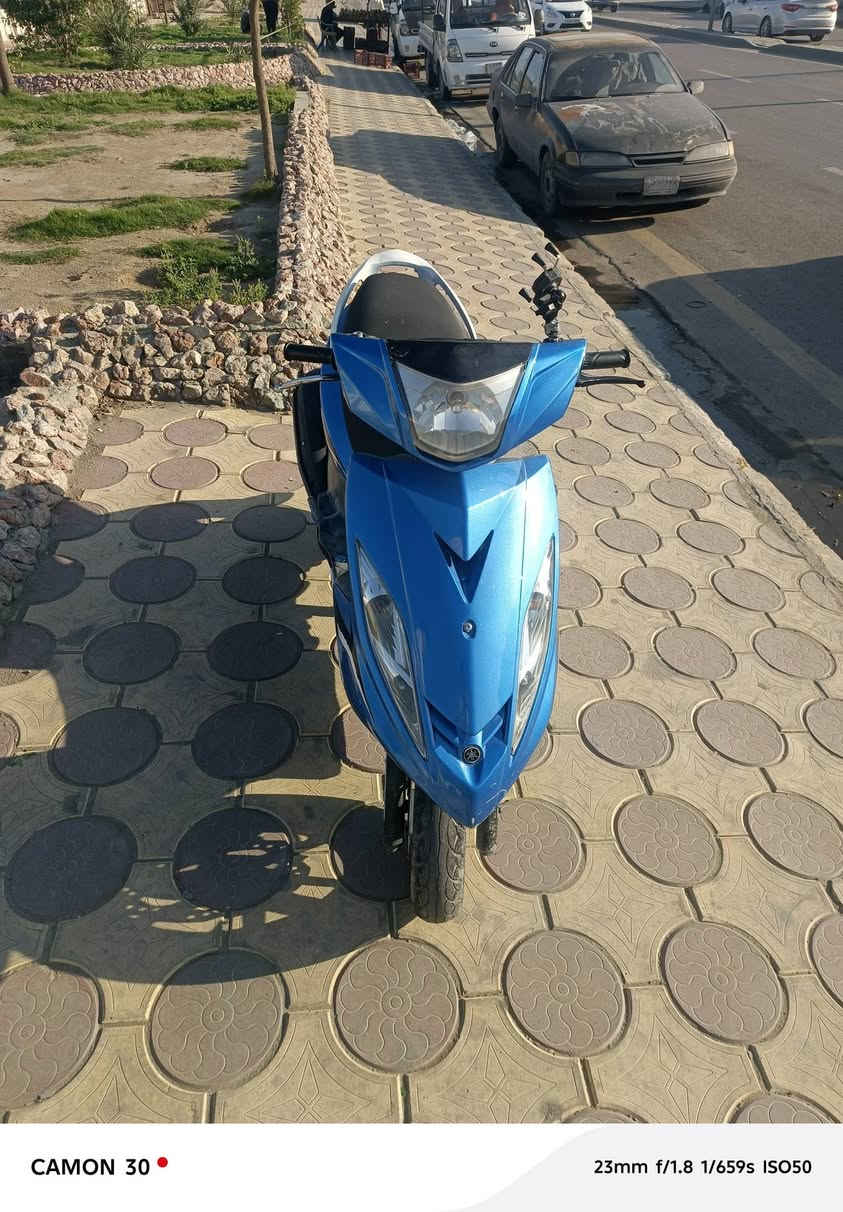 سلام عليكم جيتي ار دراجه نضيفه اي نقص مابيهة الدراجه بس الكور منضف كلشي شغال بيهة السعر ٩٥٠ وبيهة مجال كلش بصيط للشراي مكاني بغداد حي العامل ***********
