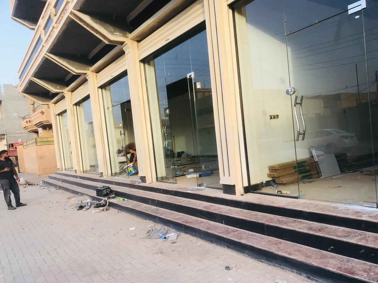 مستعدون لعمل كافه انواع الزجاج الحراري تركيب
الجامخانات والواجهات الزجاجيه نوع الزجاج( 10ملم حراري) ويوجد أيضاً كافه انواع الزجاج وكل الاوان يوجد ابواب وشبابيك المنيوم حسب الطلب ومحجرات الدرج 
للاستفسار الاتصال او المراسله ***********
