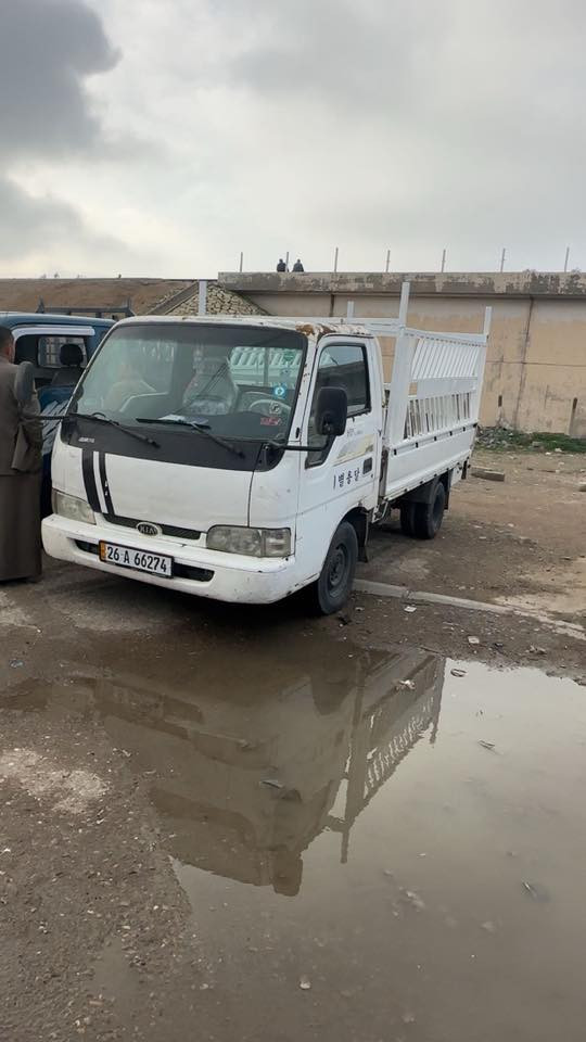 سلام عليكم كيا فونتيرا موديل ٩٧ لبيع سيارة كفالة عامة صبغ بلادي مكفولة من ضربة من كل نواحي سيارة حلوة وجاهزة على اخير حبه تخم تاير جديد اذاين محرك سلف دسكات امامي خلفي دينمو كلشي جديد بسياره حلوة وناعمة حيل صدر امامي جديد رقم صلاح دين إنكليزي سيارة بسمي تحويل ثاني يوم بدون خياس شاصيها حيل نضيف كلشي بسيارة شرط شواصي كير اكسل محرك سعر 64$ وبيها مجال غالية لاتخابر كلشي موجود بسوك  حصة مال كاز بيها بكركوك وتكريت عنوان سيارة كركوك الاستفسار 
***********
