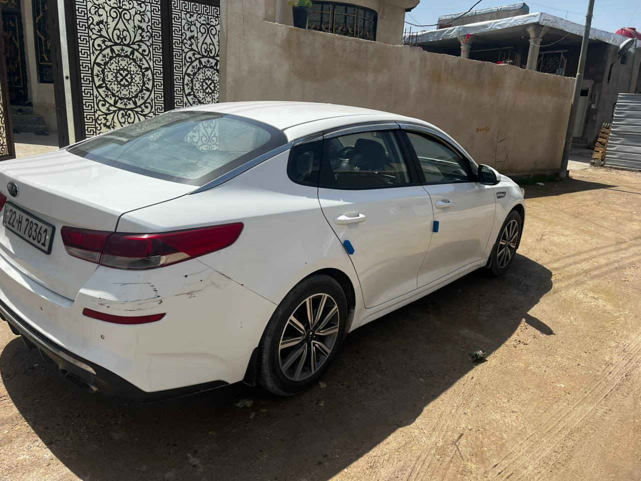 سلام عليكم سياره k5 مديل 21 وارد كوري ماشيه 68 رقم أربيل اسويلك وكاله سنويه لل30 تنتهي بيه بس بارد شبرين الباقي كفاله من كلشي السياره مكاني بصره كرمه علي السعر خاص /***********
