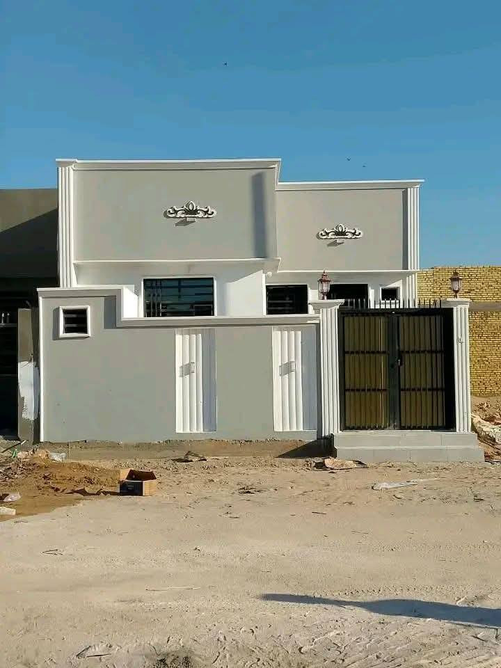 السلام عليكم جميع الصبغ والديكور مكاني ديوانيه شبابيك بيبان داخل خارج هذا رقم *********** هذا بي واتساب
