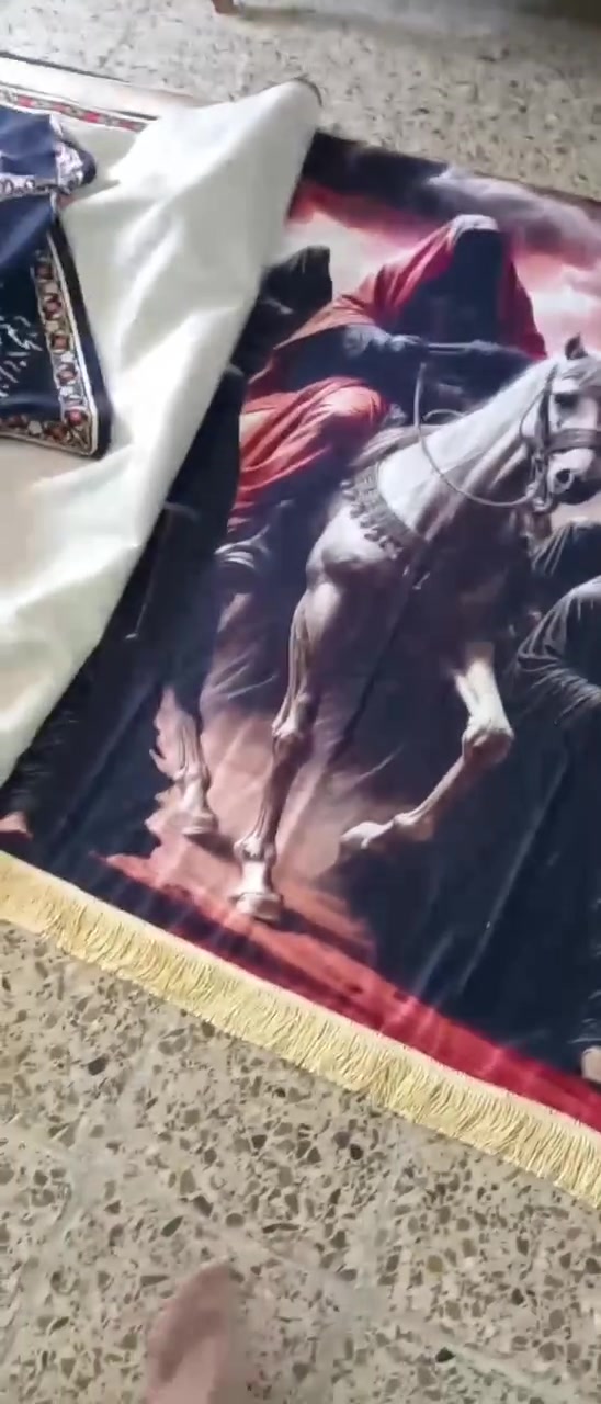 السلام عليكم لوحات حسينيه طباعه 3 دي مثل ما موجود في مقطع الفيديو صور مختلفه طول القطعه طول القطعه ثلاث مترات مثل ما موجود في المقطع الفيديو اشكال وصور وهدايا مختلفه سعر الهديه 30,000 دينار الشراي يراسلني على الخاص


**إذا كنت صاحب هذا الإعلان وتريد حذفه لأي سبب، رجاءا أرسل رسالة إلى الدعم الفني**