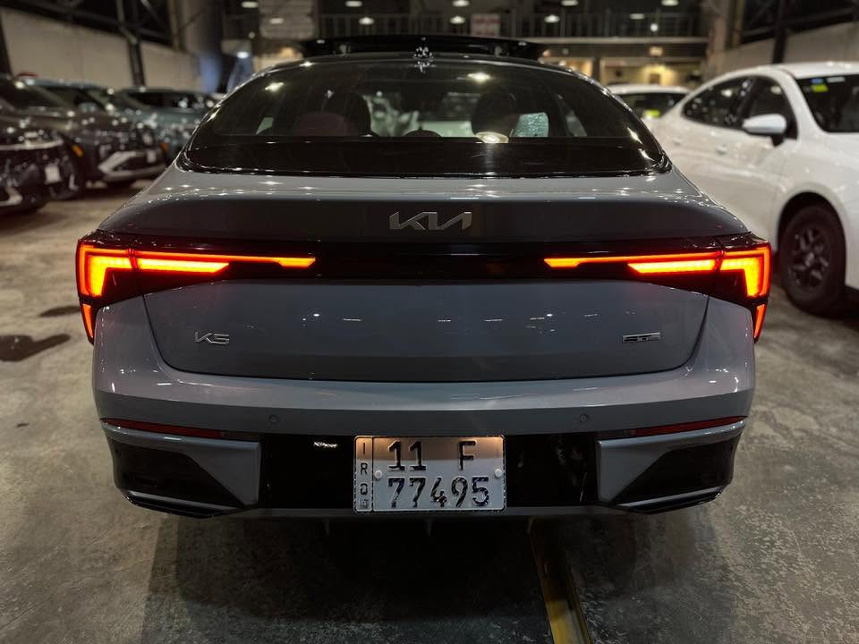 كيا K5   2025 مواصفات  الفئة GT  / Line
محرك 2500 تنفس طبيعي ماشية 5000  اخت الزيرو

السيارة كلين بارد خشم الجاملغ  جميع الايرباكات سليمة

***********
