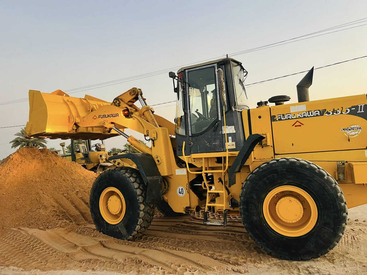 شفل البيع فوركاوه حجم 335 نضيف تخم تاير جاهز كهربائيات كله شغاله على بلاد رقم ربيل ***********
***********
