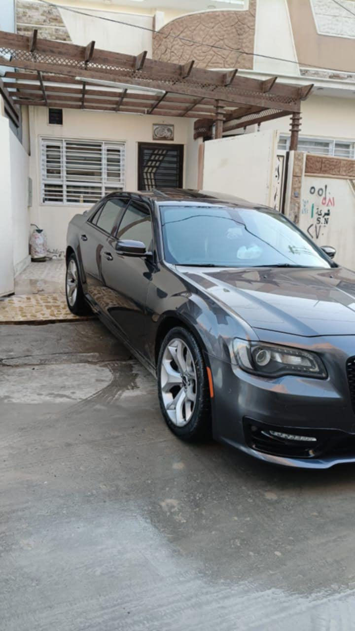 السلام عليكم
للبيع كرايسلر اوباما
موديل2022
مواصفات s فول يعني فقط بدون رادار امامي
كشنات جلد مختومة s
بانورانا بالسقف
حساسات امامية و خلفية
شاشة ديجيتال
و بقية مواصفات ال s المعروفة
رقم جديد و سنوية جديدة
السيارة بيها فقططط كلير
يعني بدون حادث و بدون معجون
صفحت اليمين بيها كلير كلها مطوزه من امريكا بدون 
معجون السياره ومكفوله من الحادث والباقي كلو شرط كير و بالفحص طلع البوند هم بي كلير
ومحرك ماشيه السياره 113 الف كيلو متر
السعر ٢٤٣ ورقة و بيها مجال 
للاستفسار ***********
بي واتساب
