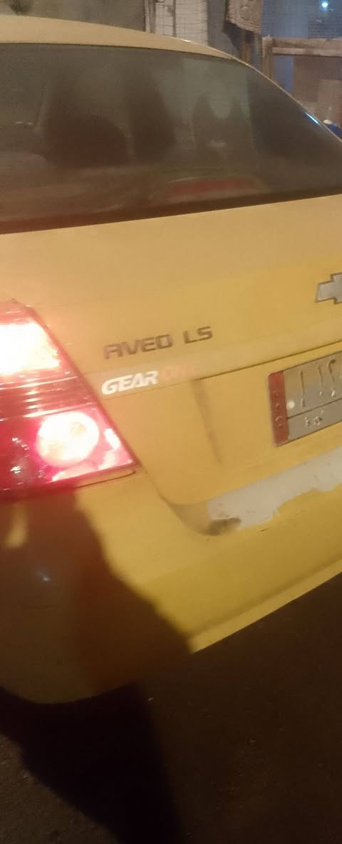 سلام عليكم افيو2011 خليجي  لون اصفر  اصل لاضربه ولاصبغ دحجات خفيفه فقط حداديه تايرات جدد باتري جديد تبريد شغال كير نضيف مكينه ناعمه اوحلوه بدايت تبخير بس مابين دواخل حلوة كهربائيات شغالة كلة السعر 37 *********** تحويل ثاني يوم غرامات مامطلوبه ولاربع هيئة هليه 200 الف فقط اومراوس حسب القناعة البصرة, العراق
