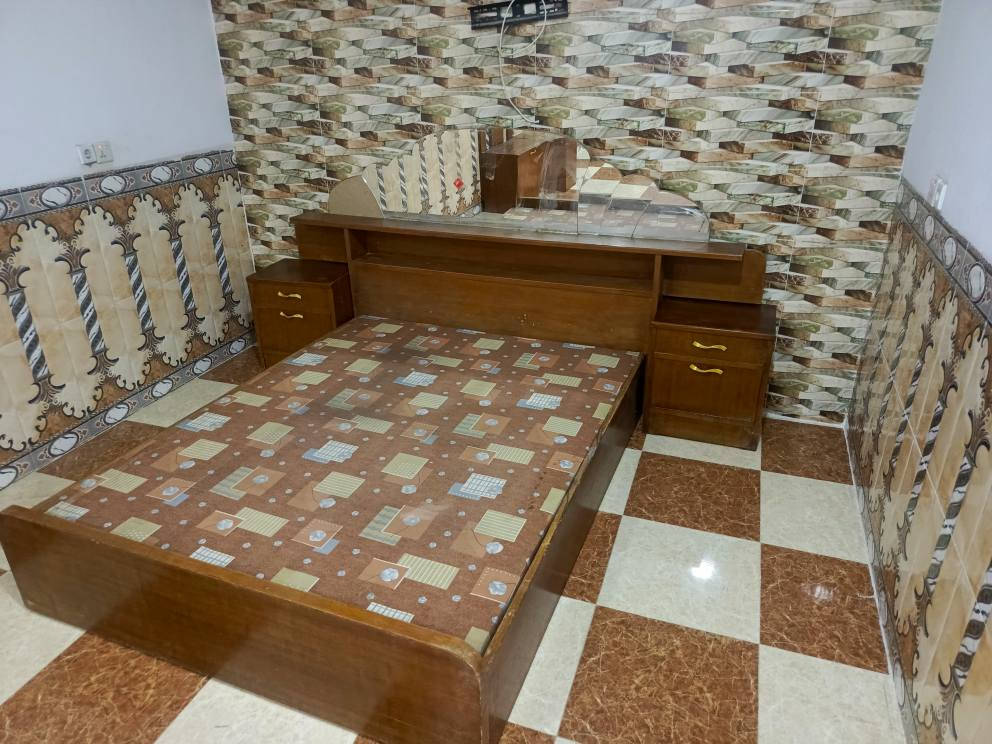 جربايه مع زاويه مع مرايه الي موجود بل صوره صاج اصلي تكمه  كل عيب بس يريد صبغ سعر 150 شراي خابر *********** كركوك, العراق
