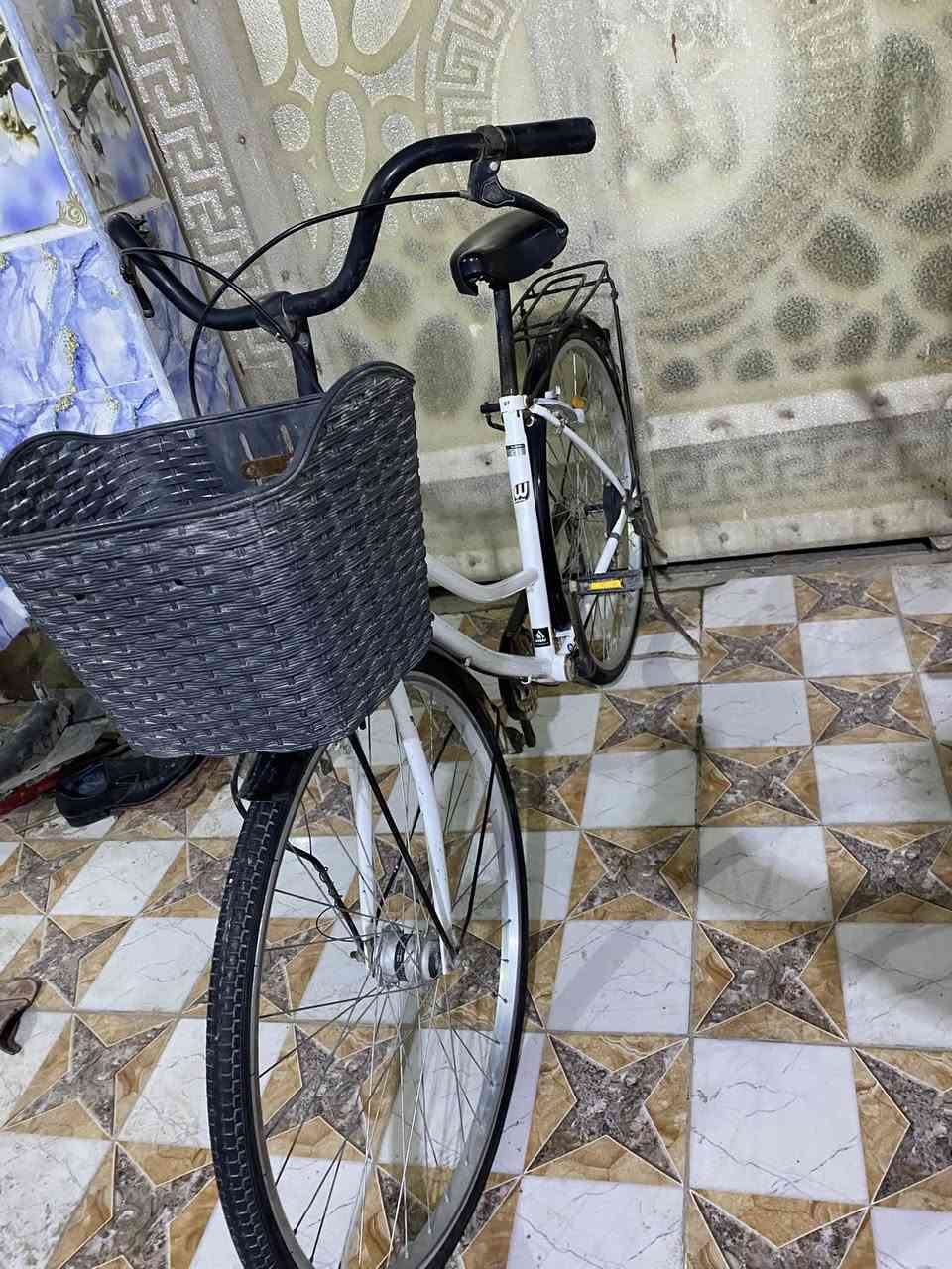 بايسكلات عدد 2 للبيع اصليات مال باله
البي سله قياس 27 سعره 85 الف
والبدون سله قياس 26 سعره 75 الف 
مكاني الاسكندريه حي الزهراء***********
