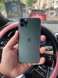 ايفون ١١ برو ماكس مبدل شاشه نوعيه اصليه كلش حلوه فقط ذاكره ٦٤  بطاريه ...