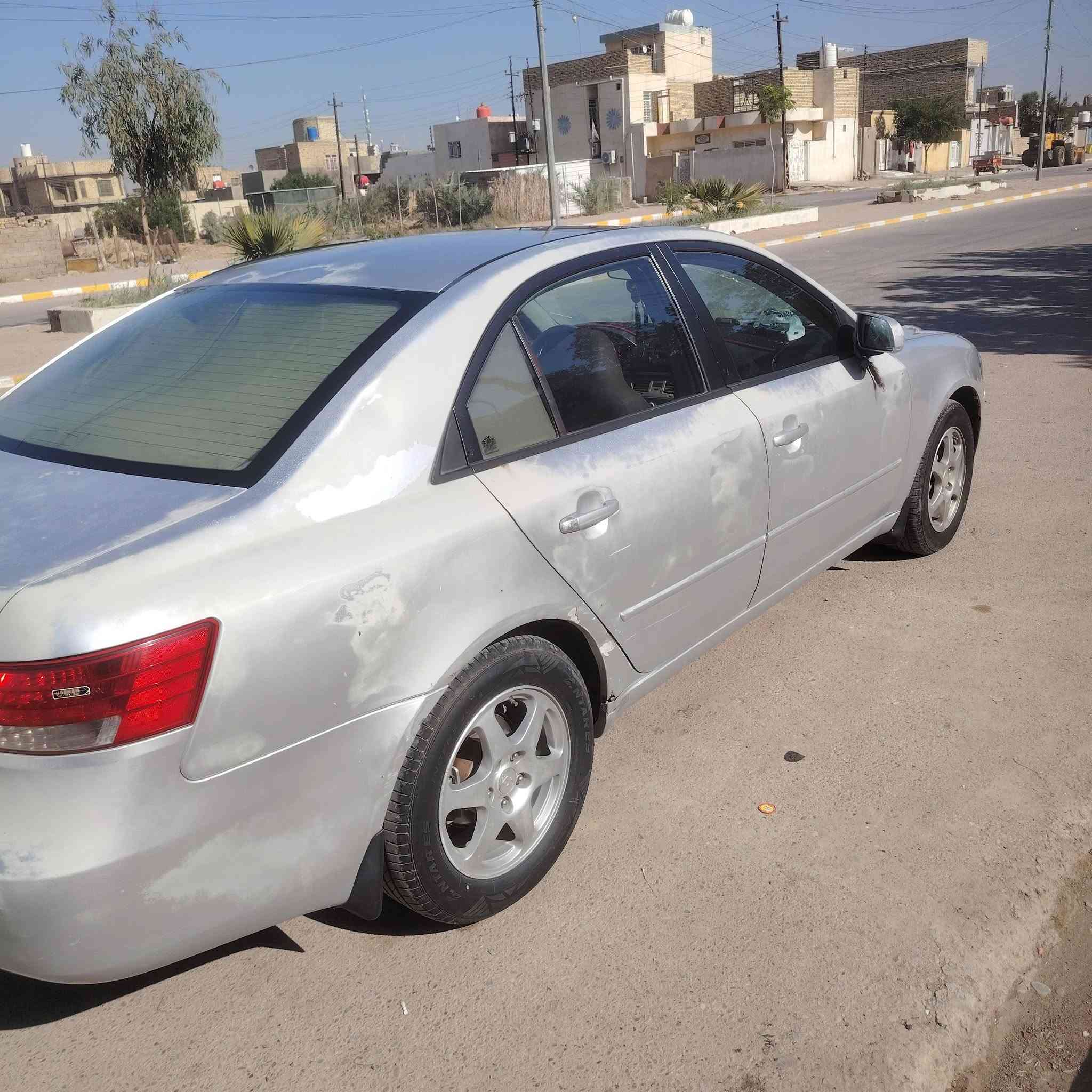 سلام عيكم سوناتا 2006 خليجي فول مواصفات محرك 2000 لاتنقيص ولا تبخير بيها تلث قطع مكان السياره العماره *********** متواجد فقط اتصال
