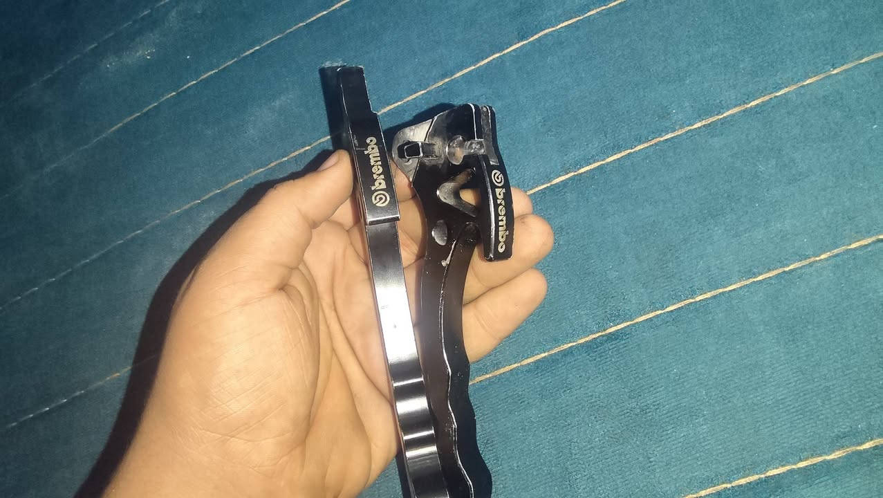 شتريد ابيعلك جوه السوك
تجوه ماكس عدله 15 
كاسحه مال عدله 10
قاعدات رقم ثنيهن5
يدات برنبو سود بلاديات  ماكس10
قبق فلاوين بلادي اصلي ماكس 10
قبق تفيلس سمائي بلادي 5
مكاني حريه دولعي


**إذا كنت صاحب هذا الإعلان وتريد حذفه لأي سبب، رجاءا أرسل رسالة إلى الدعم الفني**