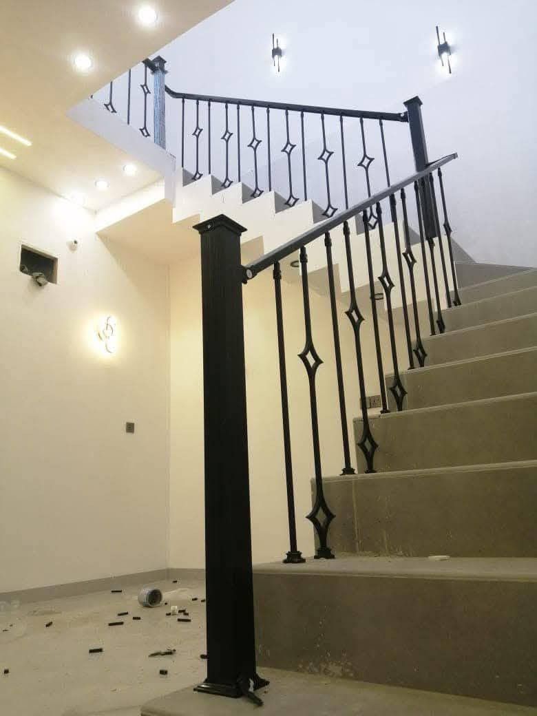 #الخبرة في التصميم📝 ⁦🧰 و الابداع في التصنيع⁦📏⁩ و الدقة في التركيب🛠⁦👷

 تجدونه في منزلكم مقدم لكم من #معرض نور الحسن للمحجرات التركيه 🇹🇷⚜️

-----------------------------------------------------------------

#تصميم📝 و #تنفيذ📐 و #تركيب🔧 محجر ذو جودة عاليه وبأسعار مناسبة جدا 💵
🫴🏻 
الالمنيوم 3خطوط المتر 35لف 💓
ألالمنيوم 4خطوط المتر 38الف💓 
سعر الرمانه 3الف فقط 💓
💓⚜️🔱🌹🇹🇷❄️🩷⚜️
أسعار الالمنيوم المربع الاسود والشمباني المتر 60الف باقي الالوان كلمن وسعره
❄️❄️❄️❄️❄️❄️❄️❄️
(سعر العرنوص الملكي من 20 الف الى 35الف ) 
(أسعار الجام المقسى المتر 65الف)
(سعر المتر الحديد مع قبضه الالمنيوم 85الف)
🏴🏳️🏴🏳️🏴🏳️🏴🏳️
بالقوة والجماليه بضمان لمدة (5)سنوات للمنتوج ...
يمتاز بروعة الوانه وفخامة تصميمه واناقة تفاصيله...
نقدم لكــــم محجرات من مادة الABS   و زجاج مقسى ١٠ ملم و ألالمنيوم لجميــع الاذواق

يتكون البوليمرالمشترك من ثلاث مواد

اكريلونتريل: يزيد المقاومة ضد الحراره العالية والتفاعلات الكيميائية
البوتادين: يزيد قوة الانضغاط والصلابة
الستايرين: الليونة افضل والتماسك العالي

خصائص المادة..💎
1- الصلابه والاستحكام
2- قوة العالية امام الضربات
3- ثبات الالوان لفتره طويله
4-العزل عن الكهرباء
5- تحمل درجات الحراره العالية والرطوبه
كل هذه الخصائص جعلت من #معرض نور الحسن للمحجرات التركيه اعطاء ضمان لمدة (5)سنوات بجميع منتجاتنــا

متوفر الآن في #معرض نور الحسن للمحجرات التركية 🇹🇷⚜️

شكرا لثقتكم و بثقتكم نتطور 👍🏻✅للأطلاع والحجز والاستفسار زيارة الصفحة 📲
او الإتصال على ألارقام التاليه 
 ***********
***********
 واتساب 📱🍀
العنوان كربلاء المقدسة  🏙
