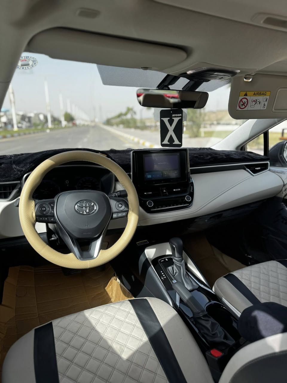 كورلا ساز 2025
تويوتا كورلا 2025 خليجي (SAS ساز)

رقم اربيل  دولي 

عداد (1000) كيلو   يعني زيرو 

فول مواصفات 1/1   

دخول ذكي بصمة تشغيل بصمة 

فتحة سقف سلايت  

شاشة ديجيتل  

تبريد قطعتين 

بك لايتات لد 

كشاف لايت لد 

مرآة داخلية عاكسة 

شاحن واير ليس

وبيها هواي مواصفات بعد

السعر 207 بيها مجال حك الجيه فقط

  ***********    وتساب
