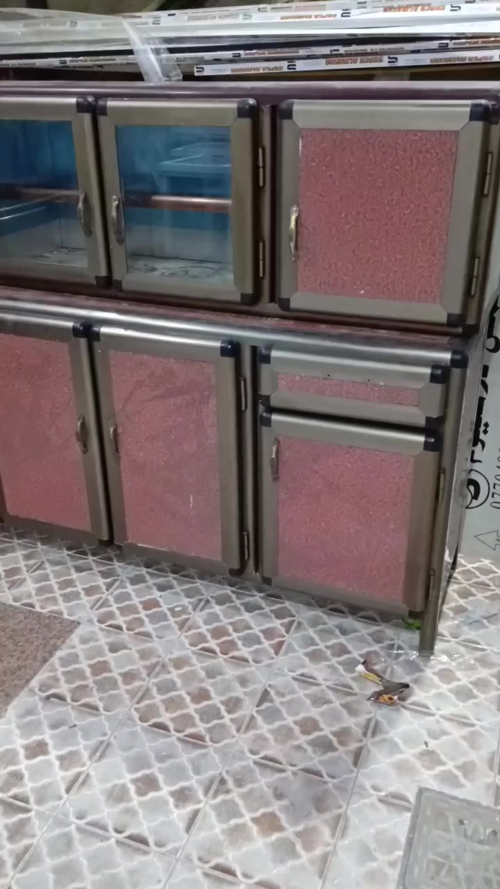 كاونتر كامل مستعمل قليل بوري صيني ثقيل وليس يراني خفيف سعره 450 مكان بصره موجود  توصيل داخل بصره 👈 ***********
