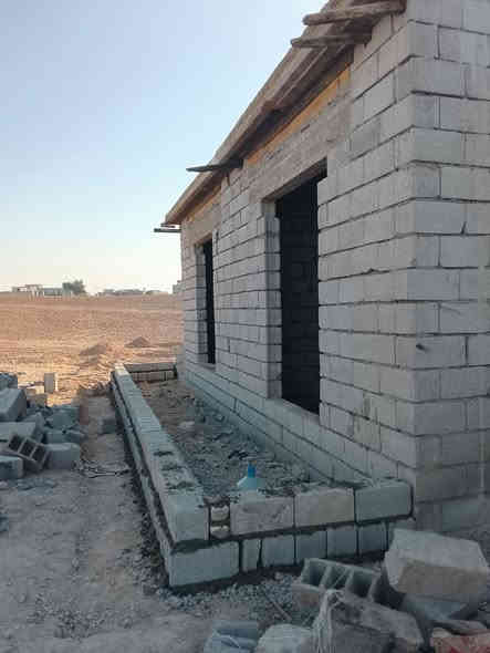 السلام عليكم 
هيكل للبيع  او للمراوس في حي التجنيد مساحة الهيكل 255متر 
العرض 10متر 
النزال 25متر ونص 
يتكون من غرفتين نوم 5×4.
  واستقبال 6 ×4. 
 وصالة 10×4. 
ومطبخ 5×4.
ودرج وصحن +ممر خلف البيت. 
بناء جديد درجة اولى 
+500بلوكة.
🌹للستفسار الاتصال على الارقام التالية🌹
***********
***********
 او مراسلة الصفحة أو زيارة مكتبنا في حي الجماهير في مدخل المحولة 
📱 متابعه عقاراتنا ولايك واشتراك ليصلك كل ما يناسبك📱
