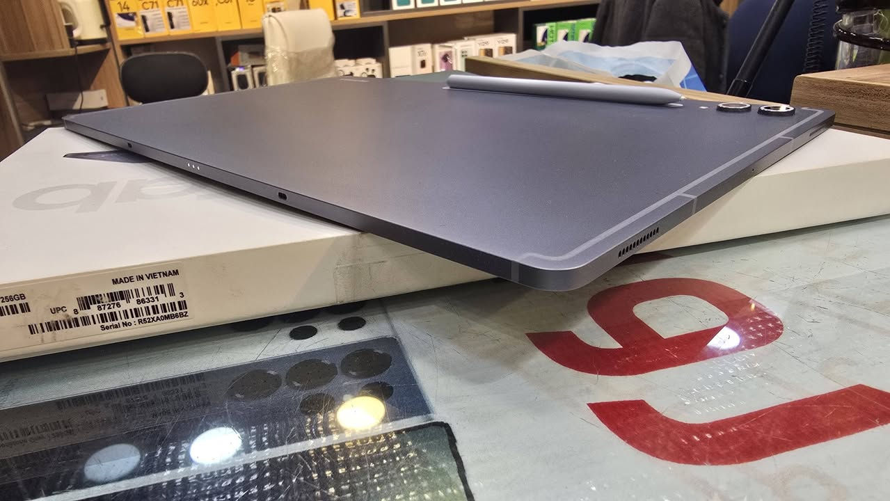 تاب اس ١٠ الترا ذاكره 256 
بيع او مراوس 

متوفر توصيل 

العنوان ديوانيه شارع المصورين مكتب رويال للاتصالات قرب مصور سومر 
رقمي للاستفسار ***********
