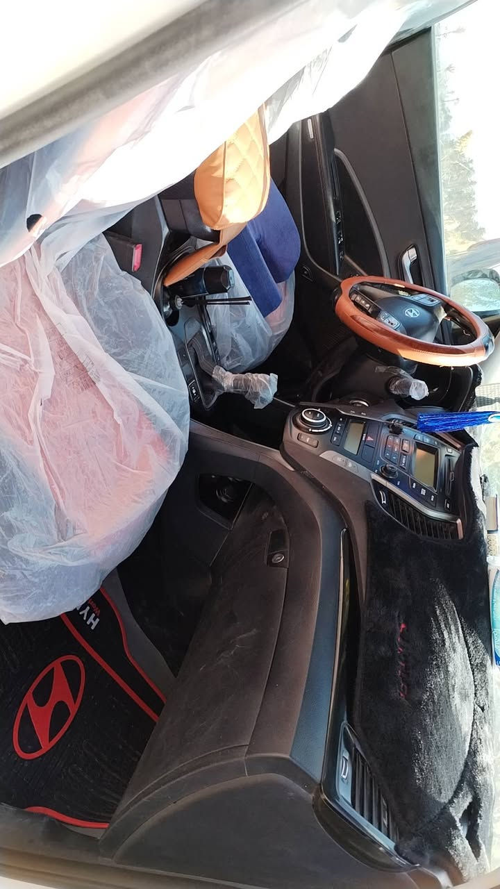 سنتافيا ٢٠١٣ كويتي فول الفول ٦سلندر رقم بغداد بية صبغ البنيد بدون حادث فور ويل كشنات تدفئة وتبريد بنوراما بصمة تشغيل ترحيب سبعه راكب محرك مامفتوح السعر ١٦٠ وبية مجال *********** السدير
