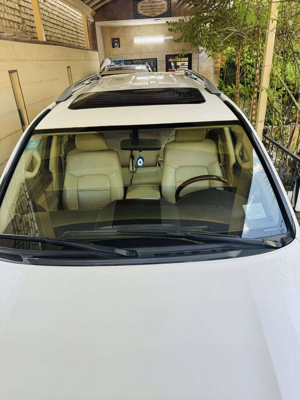 سلام عليكم ورحمه الله وبركاته
لاندكروز موديل 2013
للبيع فقط
المواصفات
فور ويل دفلوك
فتحه سقف
كامره بلاديه 
حساس امامي خلفي بلادي دكمه
ثلاجه

سبعه راكب ثلاث قطع تبريد
اناره تحت الدوسه بلادي
مري شفط والتحكم وعند الرجوع للبك للسفل
تخم تاير  جديد + باتري + صيانه كامله
السياره الف ماتصرف عليه
ملاحضه
(السياره مكفوله من الصبغ  ولاشخوط)
فقط بارد بيه
السعر 340$ وبيه مجال كلش قليل
حك الضيافه
مكانهه بغداد شارع فلسطين
***********
