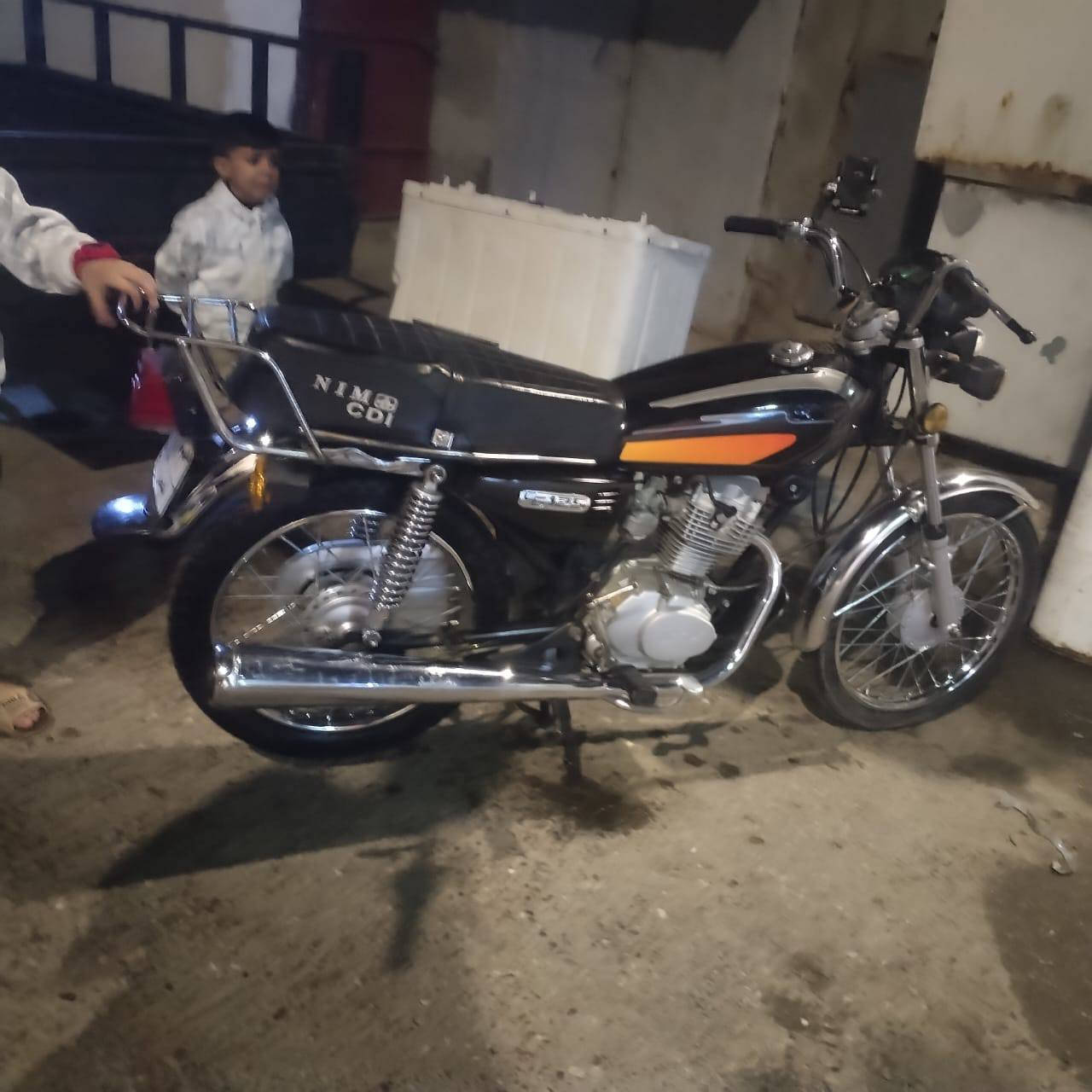 سلام عليكم دراجه البيع السعر 1100موديل 21رقم التواصل ***********
