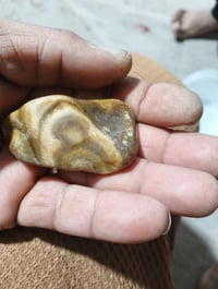 حجر صلطاني مصور به صورت السيد الصدر قدس الله سره للبيع 07831028871