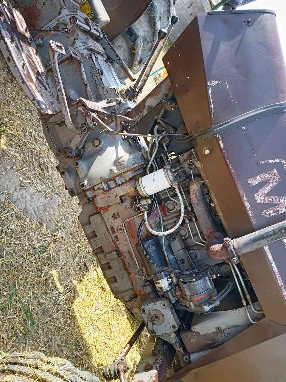 سلام عليكم لبيع مكينة فوركسن موديل 81حجم ٢٧٥رقم وسنويه مكينة وضع شركة تصال على رقم ***********
