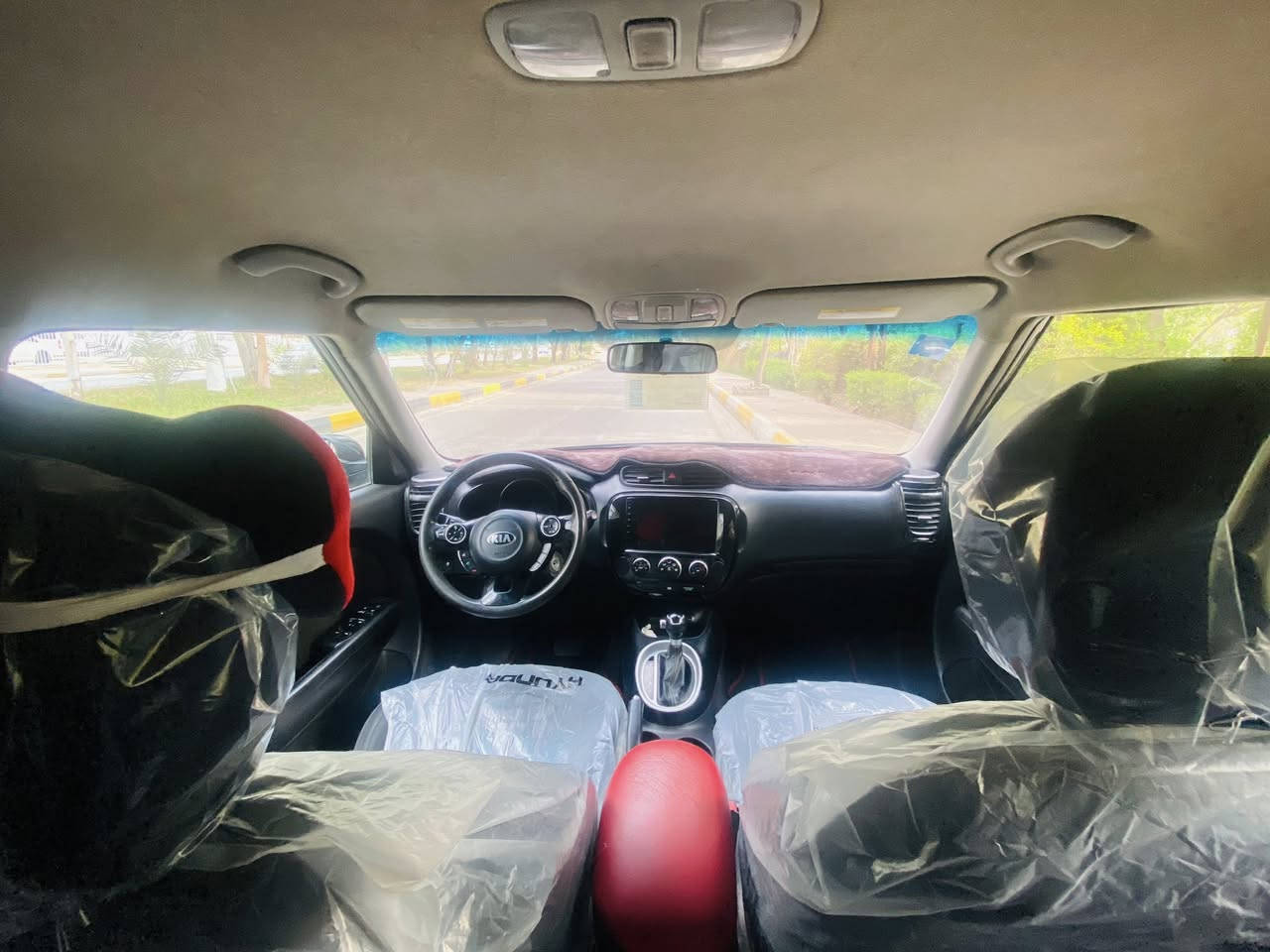 سلام عليكم

للبيع :صول امريكي 

حادثه قبق جنطه وبنيد بدون دواخل والباقي ليبل واحد 

مكينه كير حداديه تخم تاير تبريد كله جديد 

مكينه 2000 لا تبخير ولا تنقيص 

السعر 100$ وبيه مجال بسيط 

مكان سياره كربلاء طوريج (رقم هاتف :***********)
