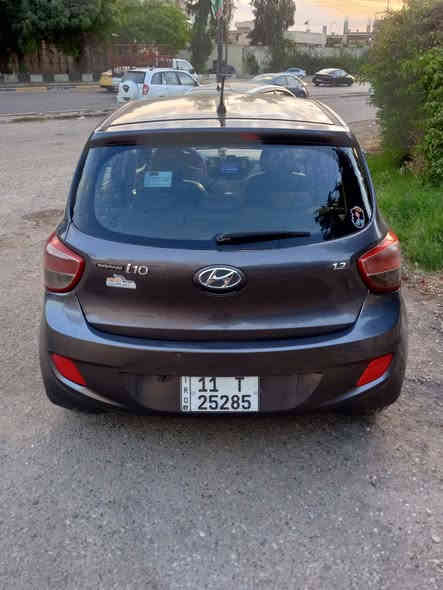 السلام عليكم 
للبيع هونداي اي تين شركه عامه 
موديل 2015
سياره جاهزه كير مكينه صدر 
تخم تاير كهربائيات سنتر لوك مري شفط 
مكينه ٤سلندر رقم وسنويه وهزه جديده بسمي شرط التحويل بيه صبغ بدون دواخل رايده ٨٢وبيه مجال بصيط 
مكاني الاعظميه الاتصال ***********
