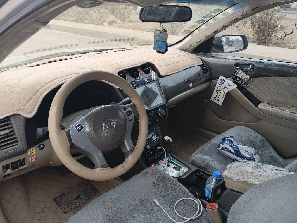 سلاوی خۆاتان لیبیت
نیسان ئەلتیما مۆدیل 2008ی خیلجی نرخی 79گلاو کەمیک مەجال
***********
***********
سەنەویو رەقم و هەزو هەموو شتکی تازیە تا 2030 بەناوی خۆمانەویە. گیرو مەکینە و تەبریت بەشەرت . چوار پارچ و پەلیک بۆیاخی هیه بی ناوگرتن . سۆنەری دانراوە. سیاریکی زۆر جائیز و ڕیک پیکە. زۆر بە تازیە ماوتەوە . ئۆتۆماتیک .دبل گیر .بەسمە . قفل مەرکەزی. جام کاربای. ئاوینە کاربای. سیاریکی تاز و جوان ماوتەوە. تەق و رەقم هیج نیە.
شیون ناحی تەکیە نزیک سلیمانی
زۆر سباس السليمانية, العراق
