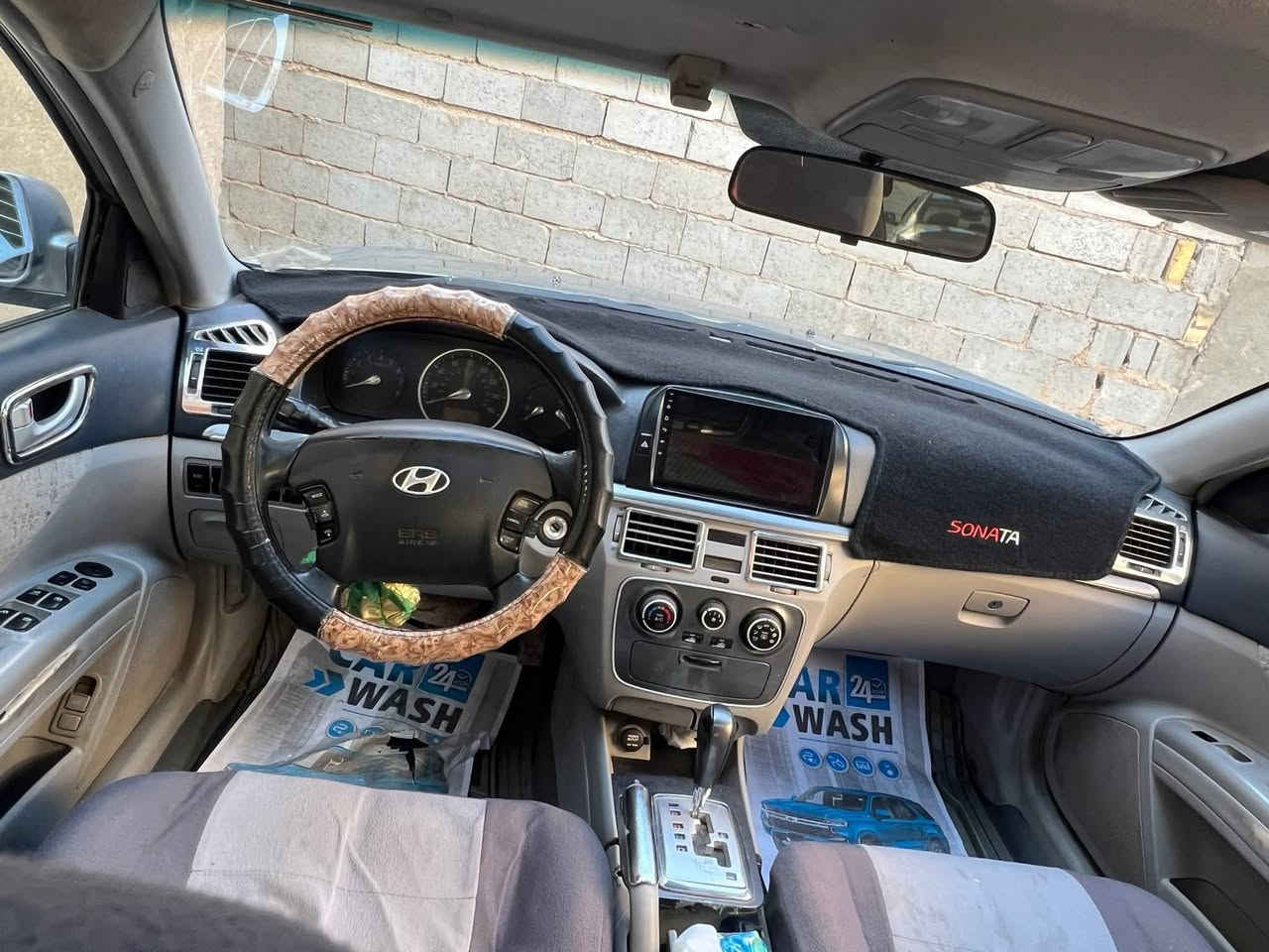 السلام عليكم سوناتا 2006 محرك 3300 مامفتوح أمريكي مصبوغه احزام بدون معجون بدون فتح  حادثه جاملغ خشم البنيد
فول موصفات
تحكم ستيرن جهتين
شاشه كامره
داخل جلد
سياره كلش حلوه وبالخير ع الياخذه
معروضه ٨٨ وبيه مجال المكان البصره القرنه للاتصال ***********
