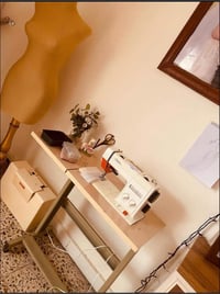 برذر • غير مستعمله • ميز خاص