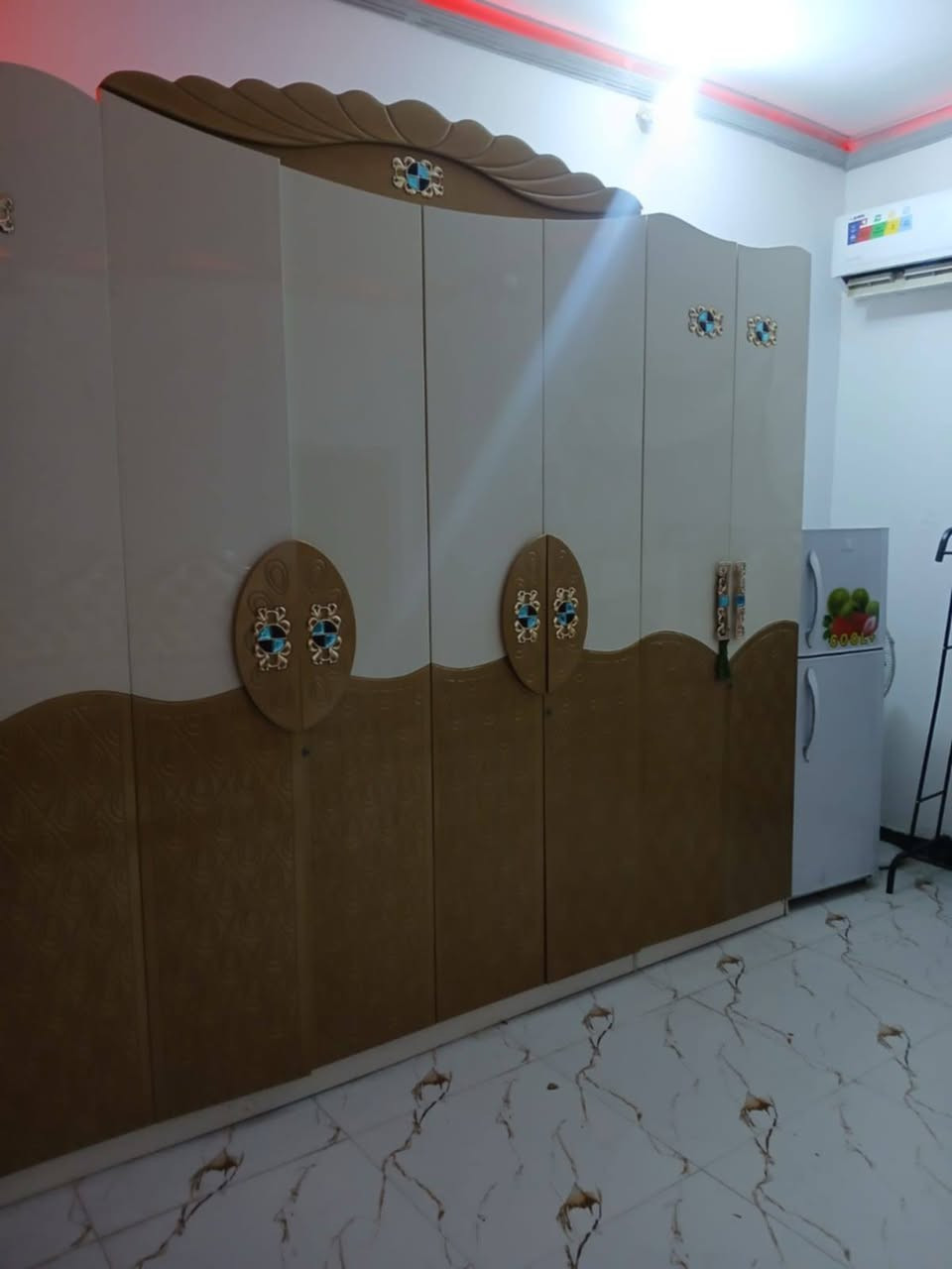 غرفه تركي كامله نظيفه. 450


**إذا كنت صاحب هذا الإعلان وتريد حذفه لأي سبب، رجاءا أرسل رسالة إلى الدعم الفني**