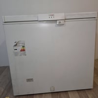 وبركاته  يتوفر مجمدة للبيع نظيفة جدآ  07715049971