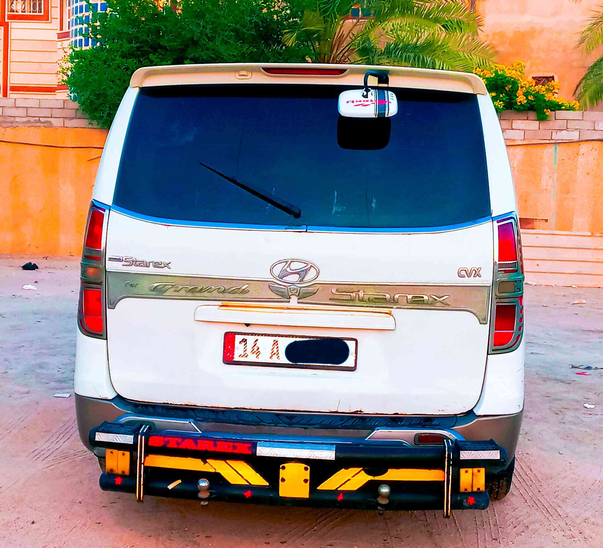 اللهم صل على محمد وآل محمد
سلام عليكم

 ستاركس موديل 2010 محور مسكر سبعة اوتو
 سيارة جاهزه للأخير《 حدادية ؛ طخم تاير؛ باتري جديد؛ دوشمة جديدة طخم دسكات جديد.....》
 رقم دولي بأسمي
قواعد الدبل خير من الله 
 سنوية لنهاية ال 28 رقم بصرة مشروع وطني.
 مصفرة هيئة وغرامات ما داخله كراج.
سونار موجود بالصور
 وهزة تنتهي لحد 27\8\2026
للأستفسار *********** \***********
العنوان / البصرة - قضاء المدينة
