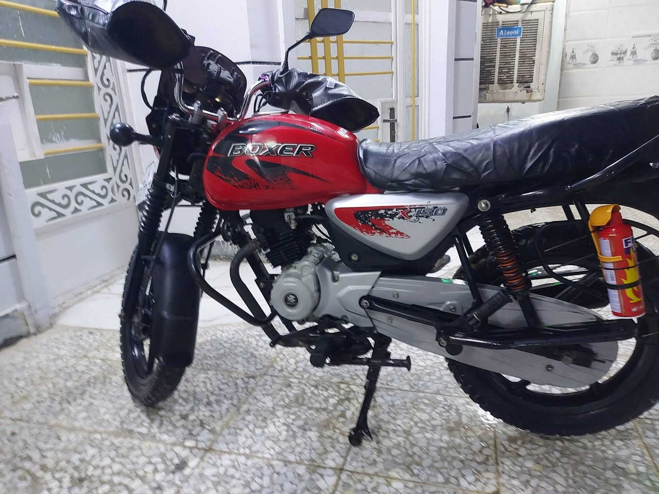 بوكسر موديل 23 نزول 24 رقم بغداد بسمي تحويل ثاني يوم هزه كامله دراجه خير من الله مال جناي وممعتوبه عليها هواي إضافات جديده مكينه خرسه شلعه ومعدل دراجه نضيفه حيل واحلا من الصور عليها منضومه زنون كلش قوي مكانها شارع فلسطين للبيع فقط تفاصيل أكثر اتصل ***********
