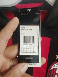 صاروخ • ملابس • للبيع